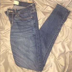 Hollister super skinny jeans
